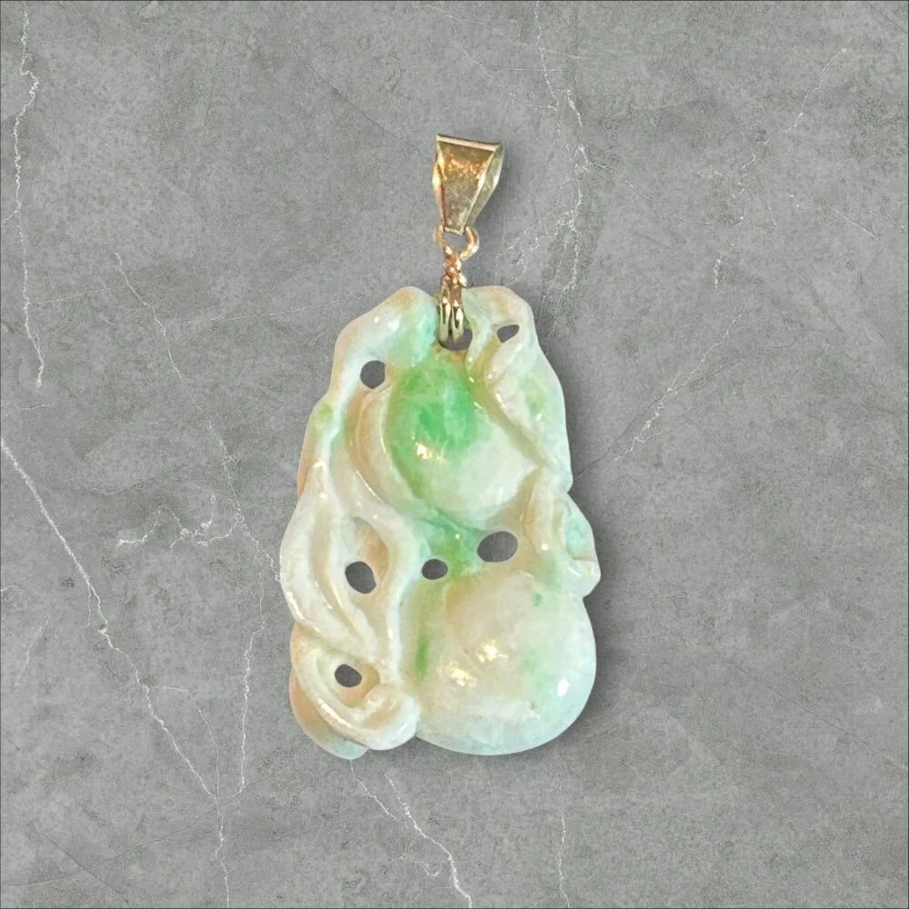 Chinese Vintage Hand Carved Jadeite Fruit Pendant Gold Bezel - Picture 7 of 7